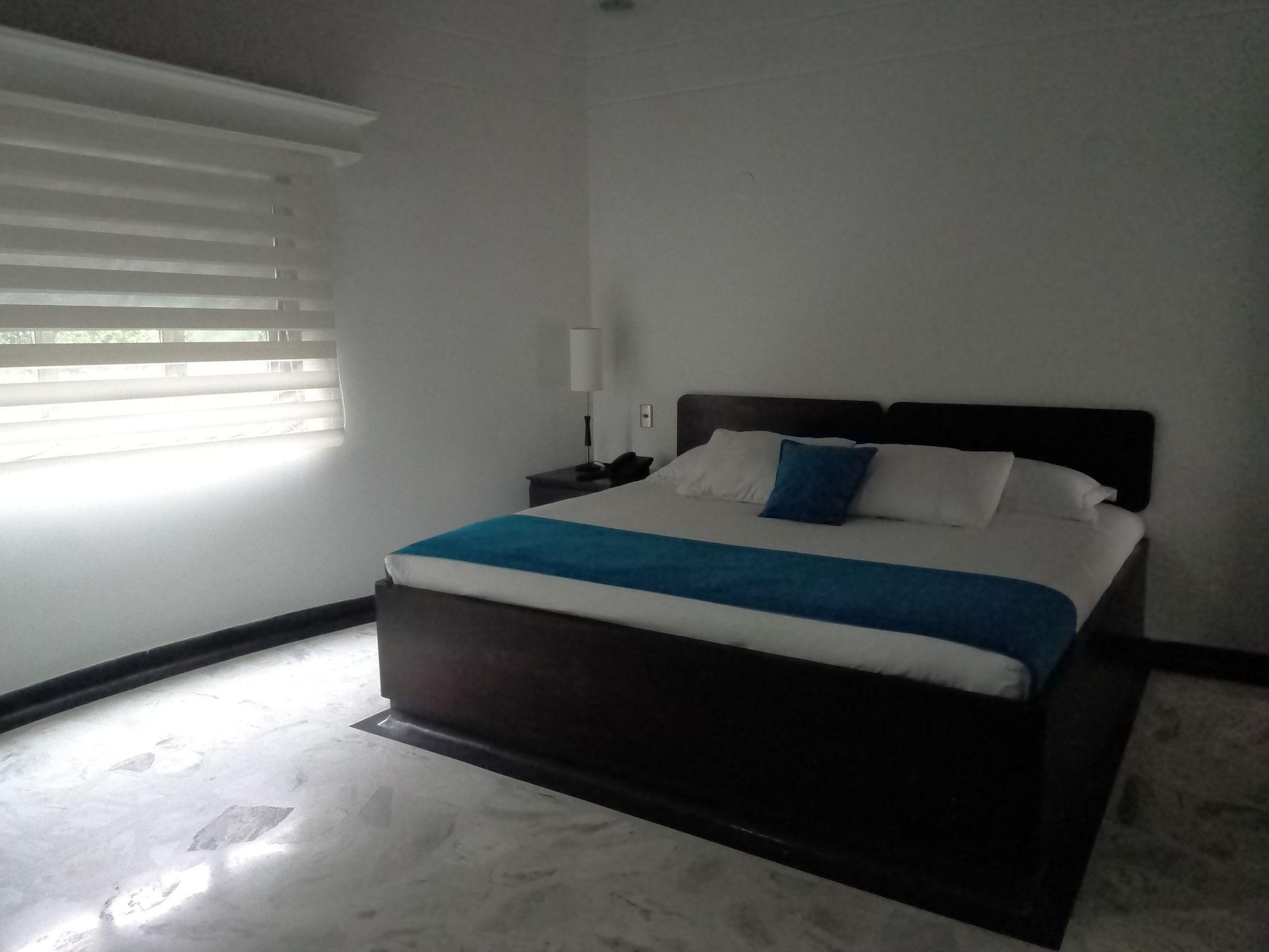 Hotel Calasanz Real Medellín Zewnętrze zdjęcie