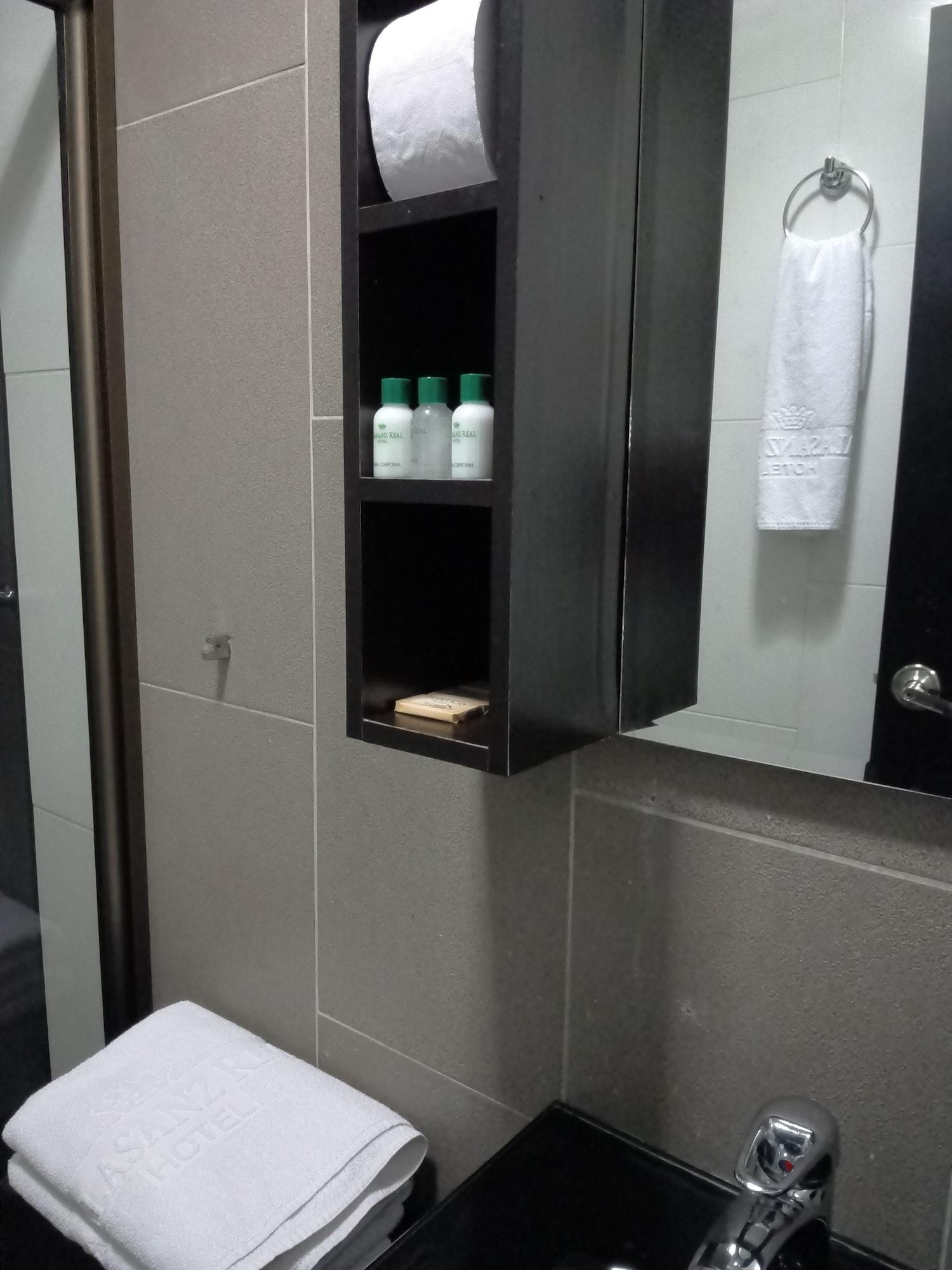 Hotel Calasanz Real Medellín Zewnętrze zdjęcie