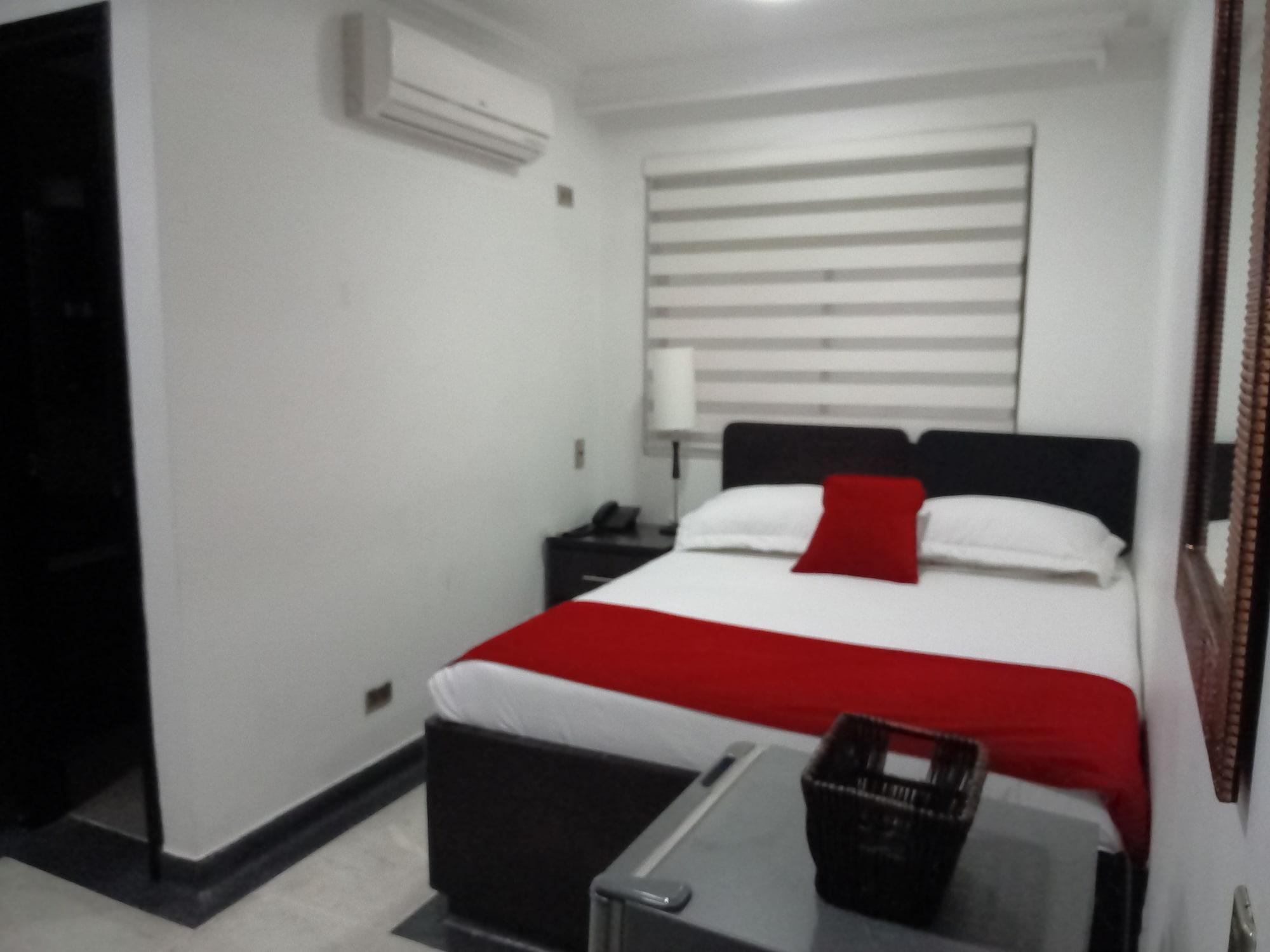 Hotel Calasanz Real Medellín Zewnętrze zdjęcie