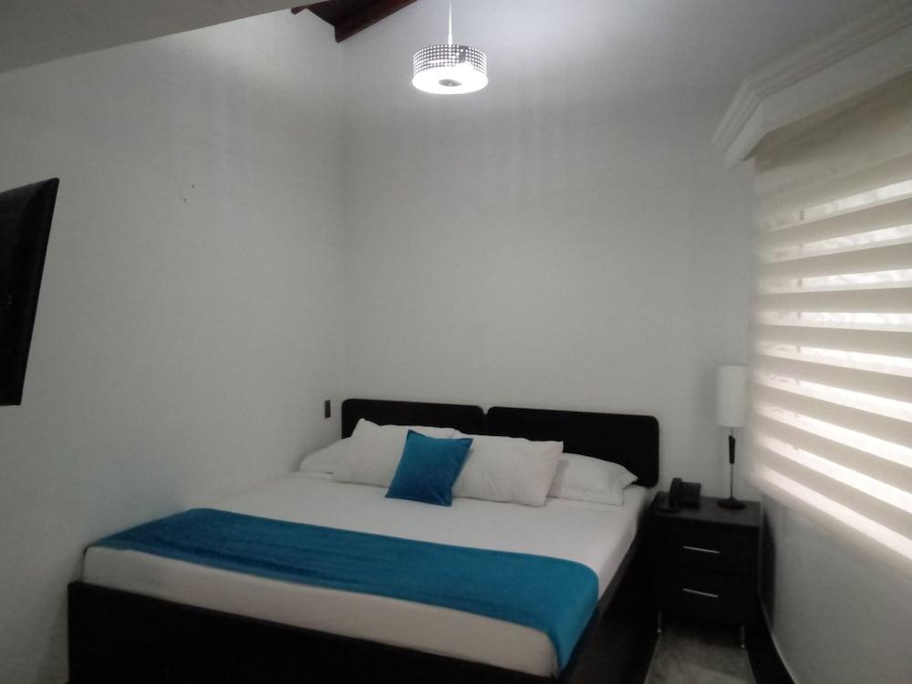 Hotel Calasanz Real Medellín Zewnętrze zdjęcie