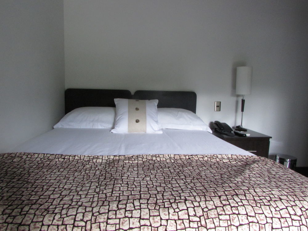 Hotel Calasanz Real Medellín Zewnętrze zdjęcie