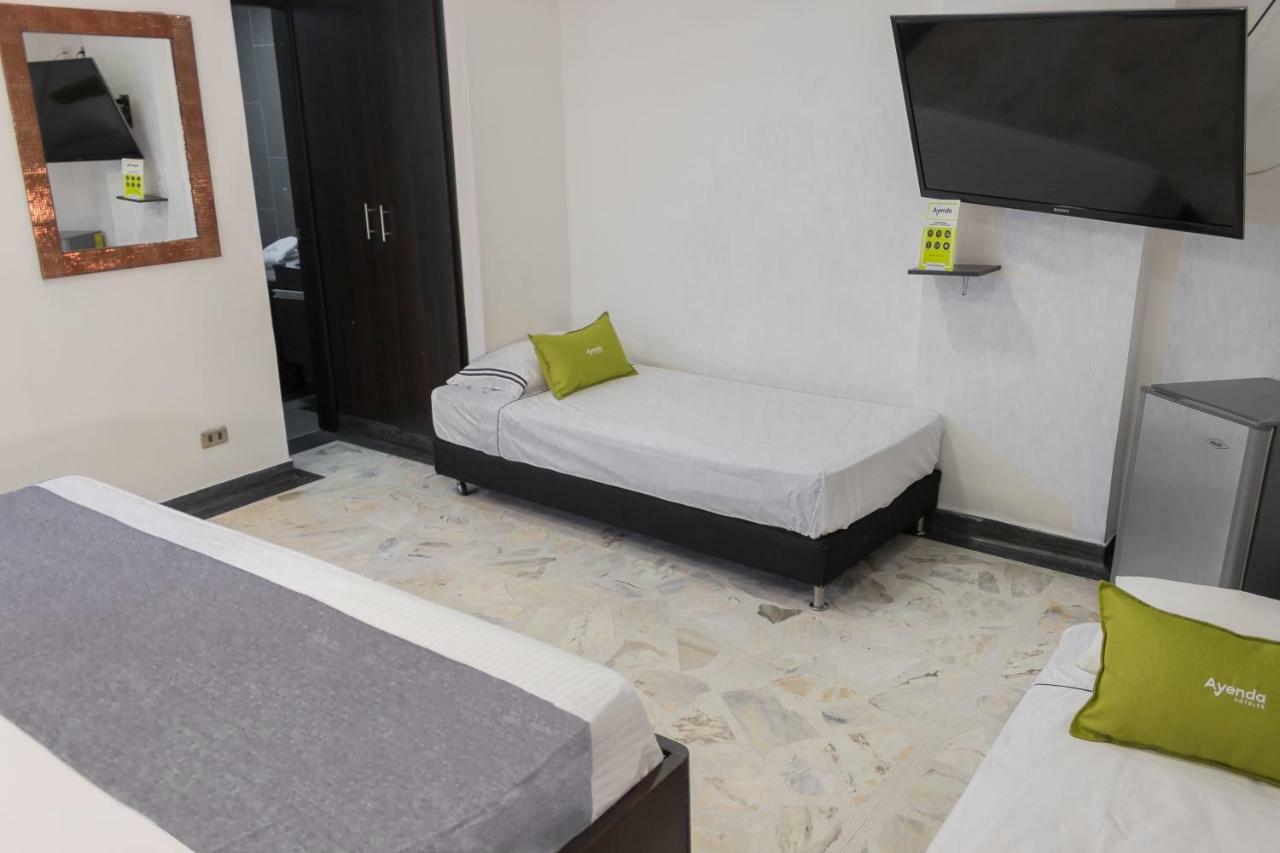 Hotel Calasanz Real Medellín Zewnętrze zdjęcie