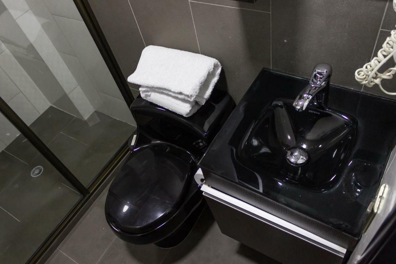 Hotel Calasanz Real Medellín Zewnętrze zdjęcie