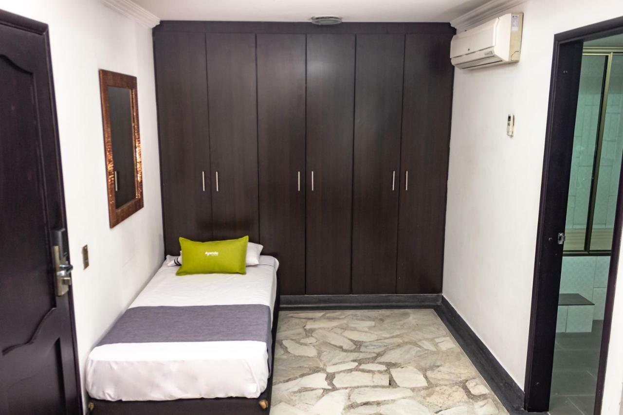 Hotel Calasanz Real Medellín Zewnętrze zdjęcie